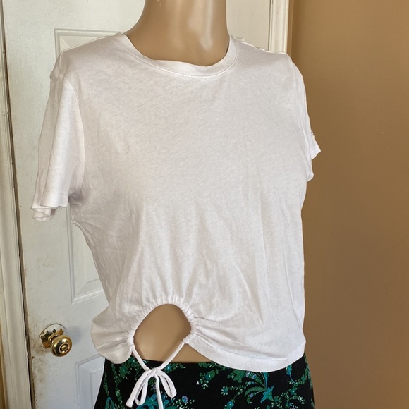 NWT Calvin Klein cropped top - Picture 2 of 4